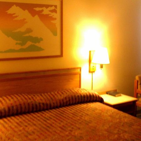 Colorado River Value Inn Bullhead City Esterno foto